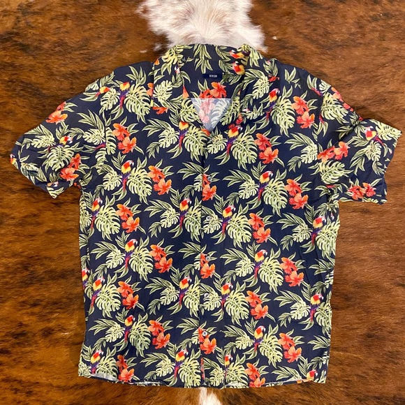 Benson Woven Hawaiian Shirt - Picture 1 of 3